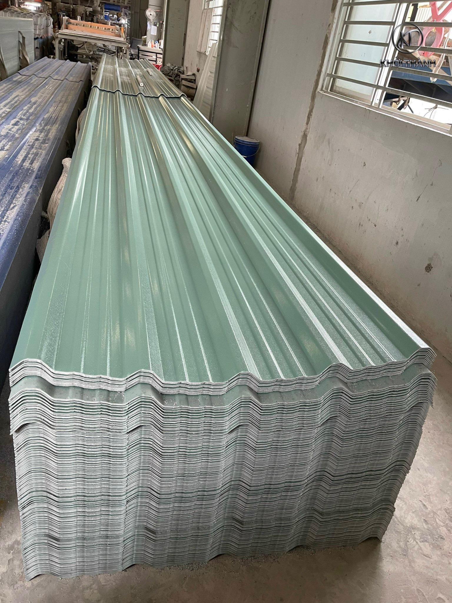 Tôn Nhựa Lợp Mái - "Cứu Tinh" Cho Mùa Nắng Nóng