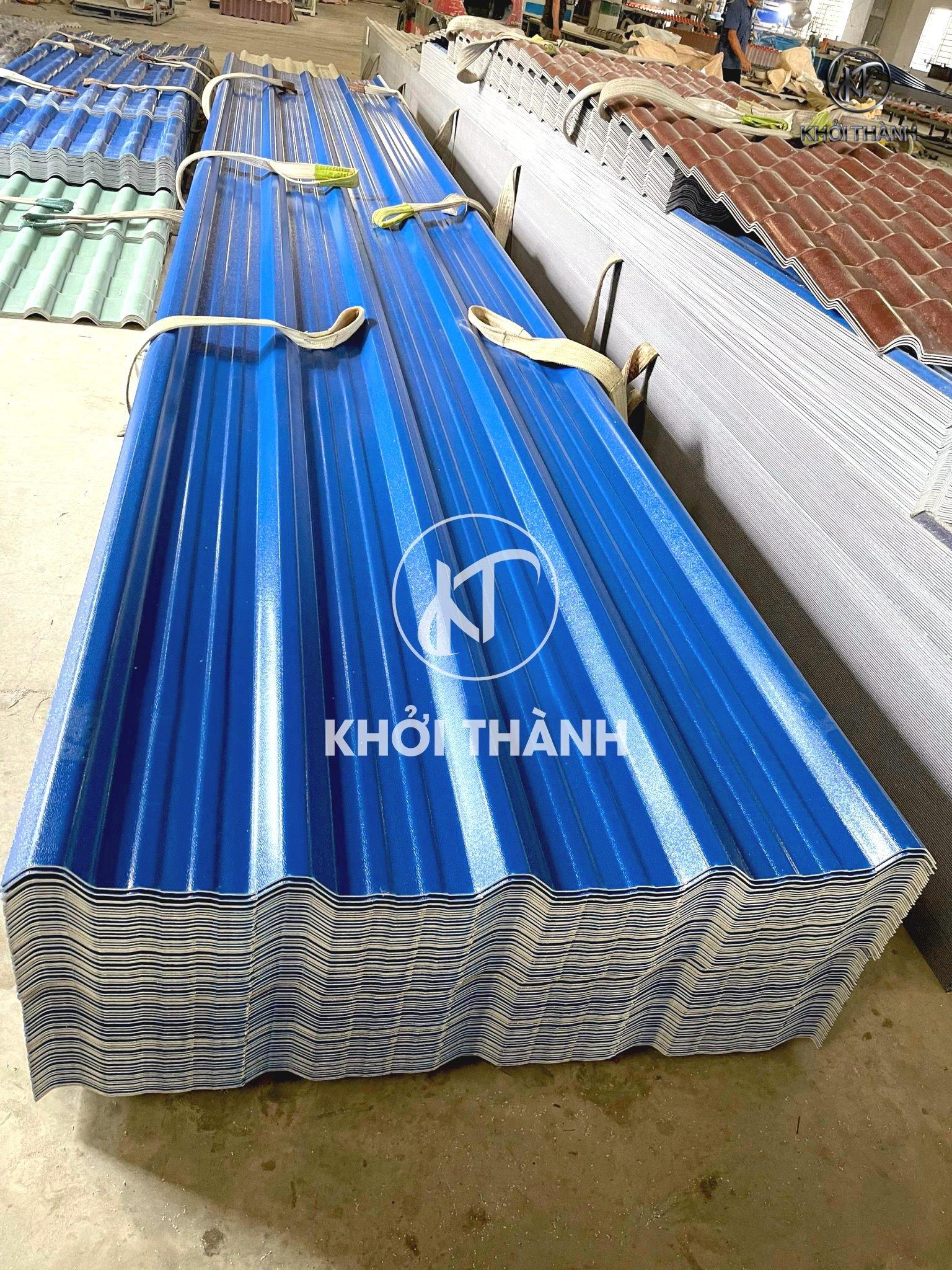 Tôn Nhựa PVC/ASA Mới Nhất 2024