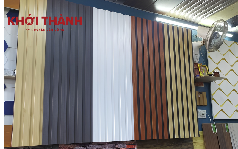 Vách tôn nhựa hiện đại